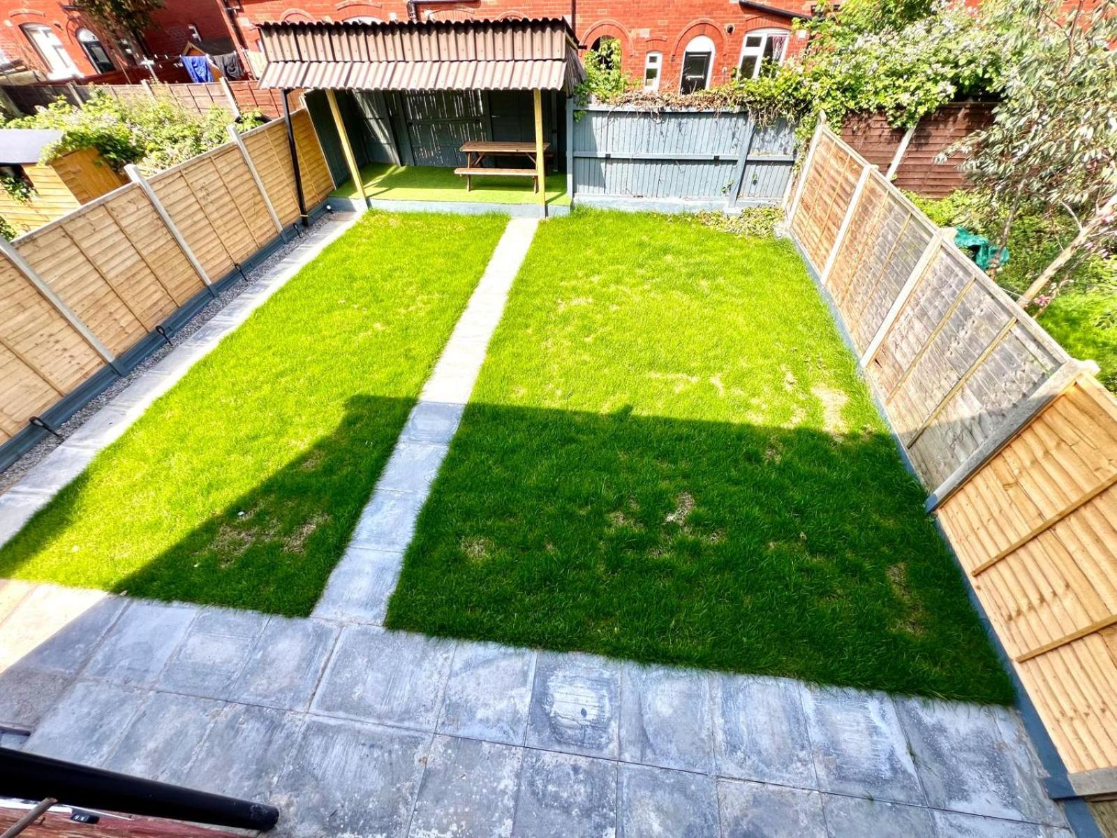 Home Away From Home Bury  Luaran gambar